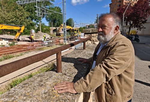 Sancho reitera el compromiso del PSOE con la modernización de la línea férrea y denuncia la “incoherencia” de quienes critican y promueven movilizaciones