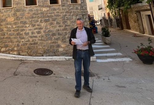 El PSOE denuncia la supresión del transporte escolar a Riodeva, dejando a un estudiante “sin respuesta” ni “sensibilidad institucional”